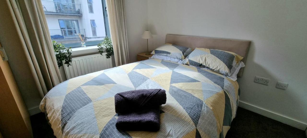 360 Serviced Accommodations - Colchester Marine Quay - 1 Double Bedroom Apartment Exterior photo