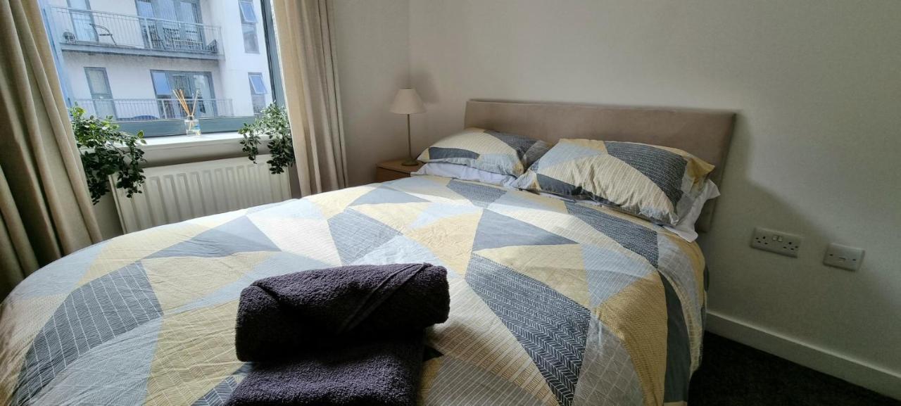360 Serviced Accommodations - Colchester Marine Quay - 1 Double Bedroom Apartment Exterior photo